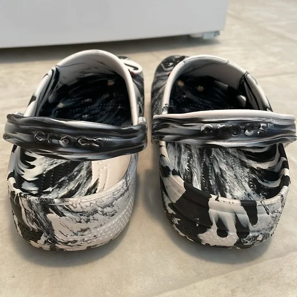 Crocs Classic Clog men’s size 9 - Picture 16 of 16